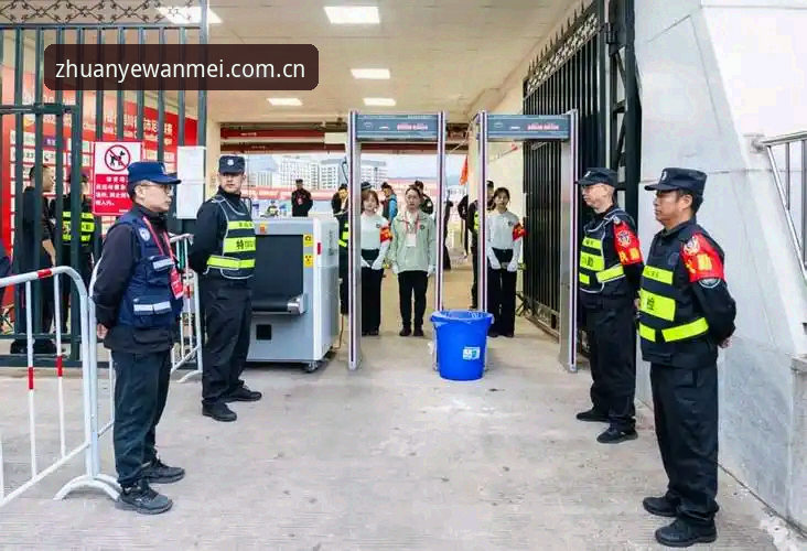 完美体育最新版本使用技巧 世界杯观赛实用技巧:从安保细节看赛事组织差异